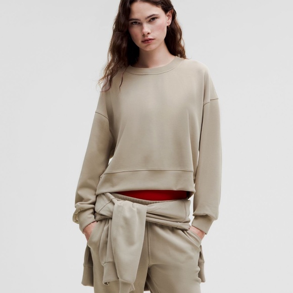 Lululemon Softstreme Perfectly Oversized Cropped Crew + Matching Shorts - Picture 1 of 11